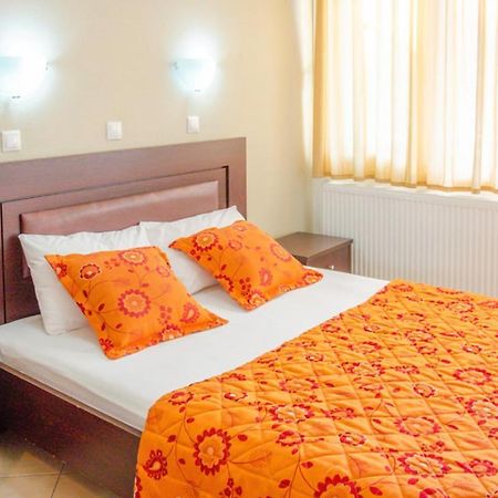 Delfini Hotel سكالا بوتامياس المظهر الخارجي الصورة