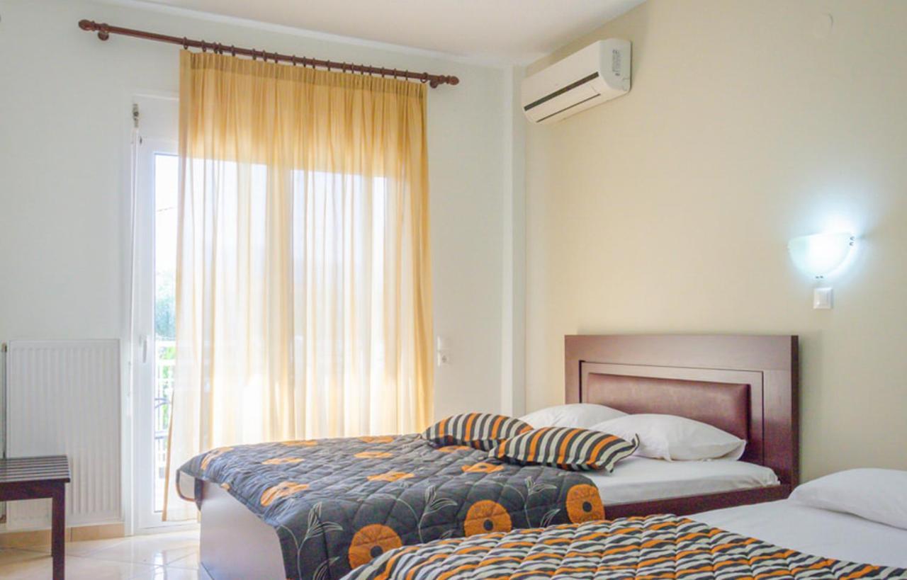 Delfini Hotel سكالا بوتامياس المظهر الخارجي الصورة