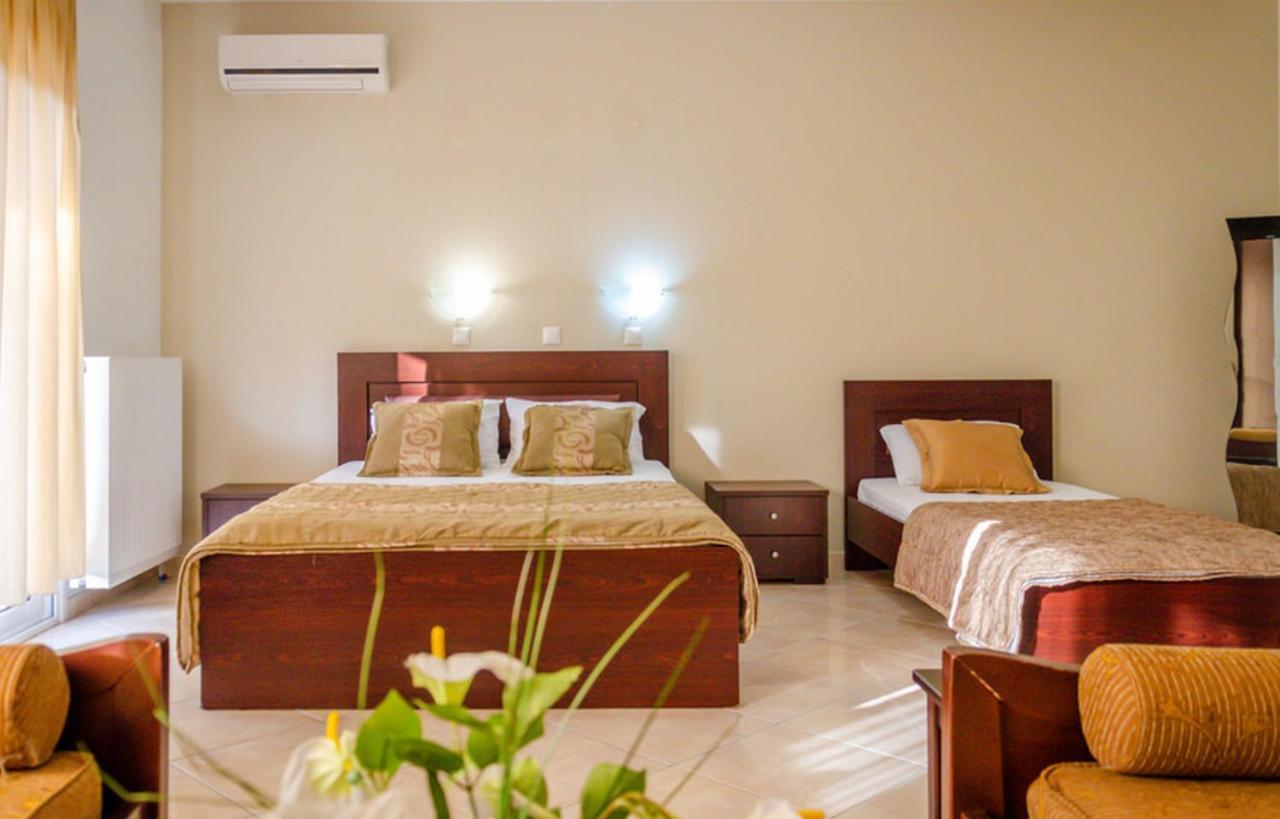 Delfini Hotel سكالا بوتامياس المظهر الخارجي الصورة