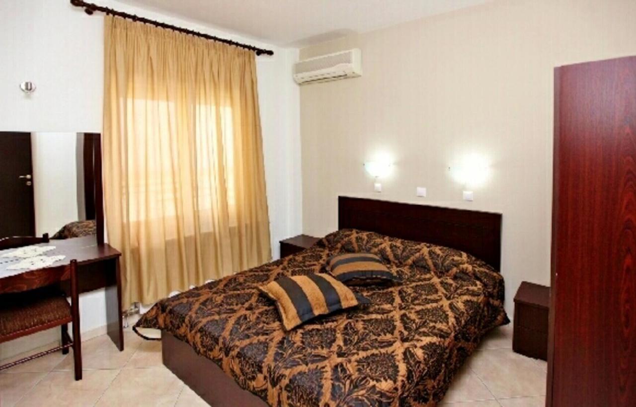 Delfini Hotel سكالا بوتامياس المظهر الخارجي الصورة