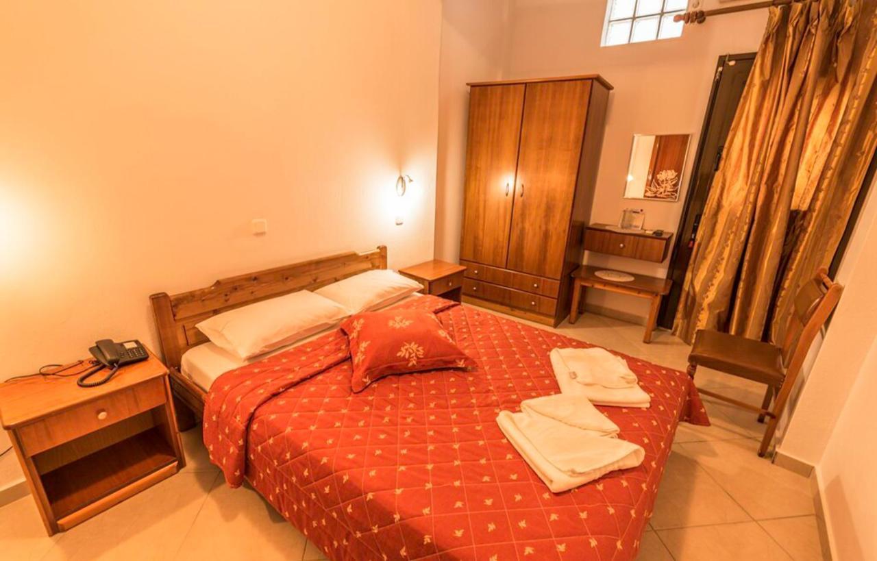 Delfini Hotel سكالا بوتامياس المظهر الخارجي الصورة
